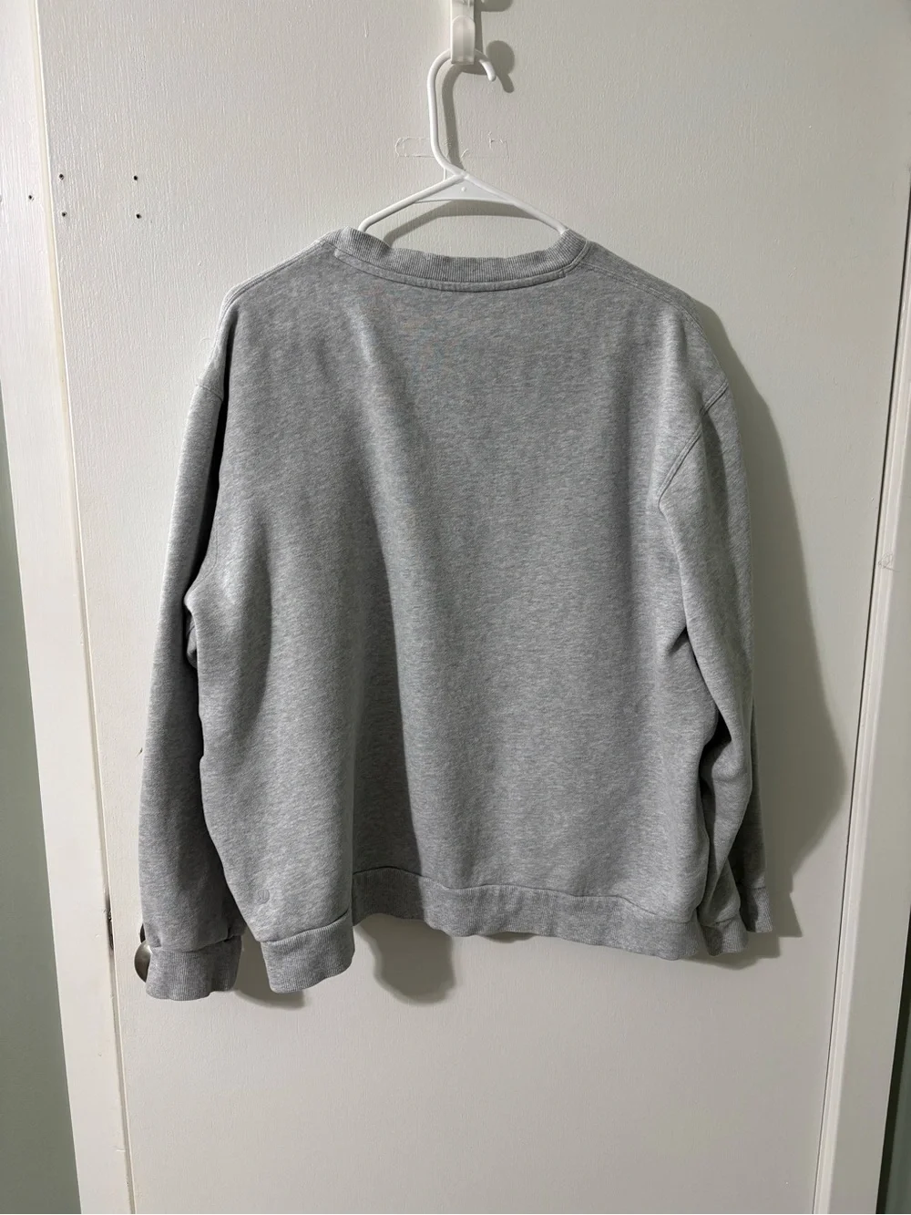 Lululemon crewneck
